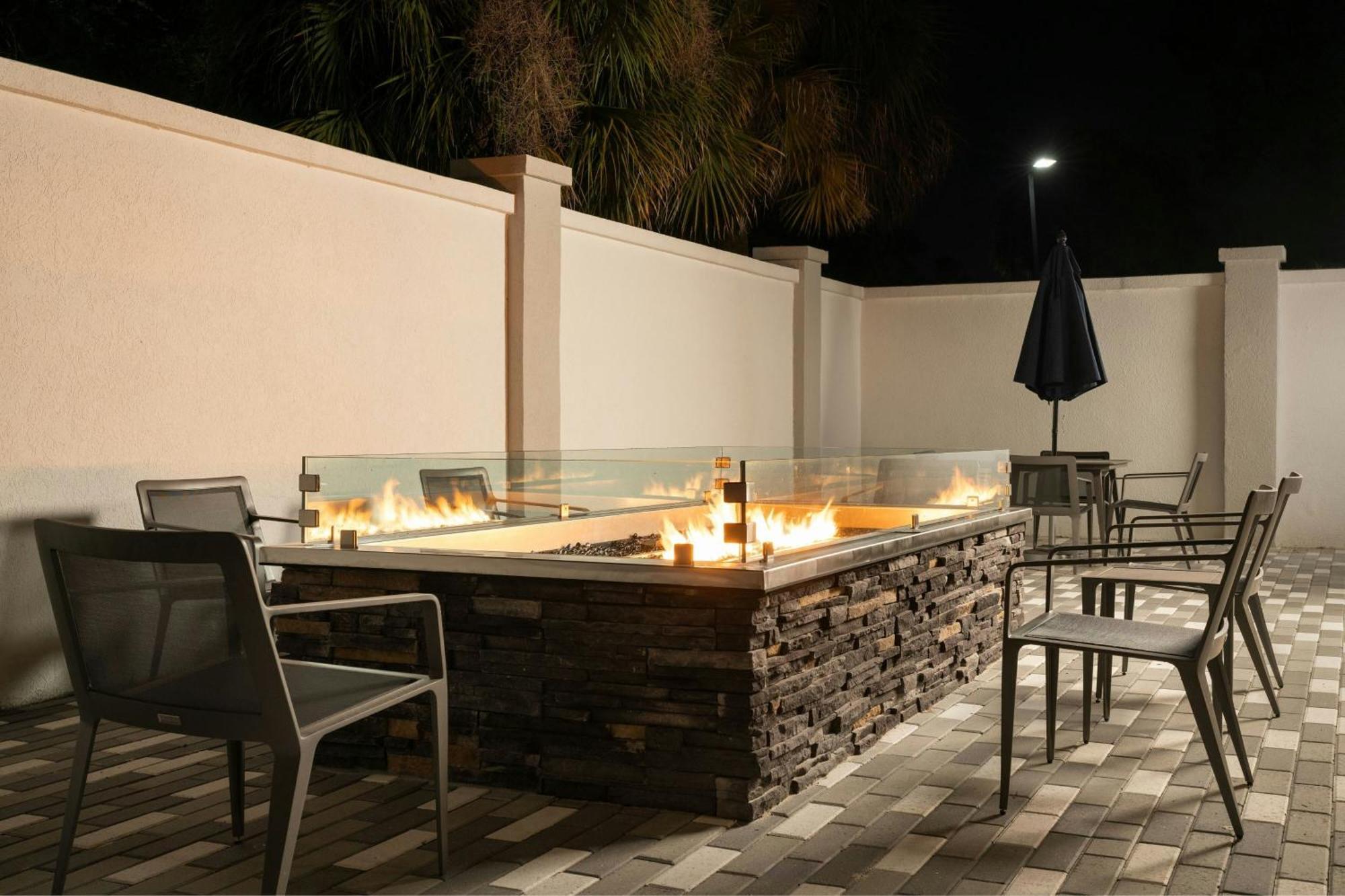 Courtyard By Marriott Gainesville Fl Экстерьер фото